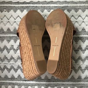 Dolce Vita Shoes - Dolce Vita Grooved Cork Maize Wedges, Like New Dolce Vita Shoes - Dolce Vita Grooved Cork Maize Wedges, Like New
